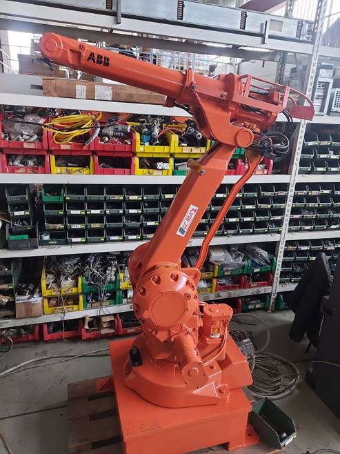 Description: ABB IRB 2400 L Industrijski robot Machines d'occasion - Exapro